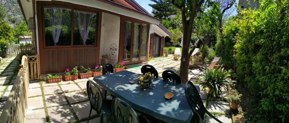 Villino L'Aranceto Sorrentino Bed & Breakfast Meta Exterior photo